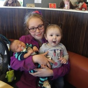 Meet your Posher, Amber